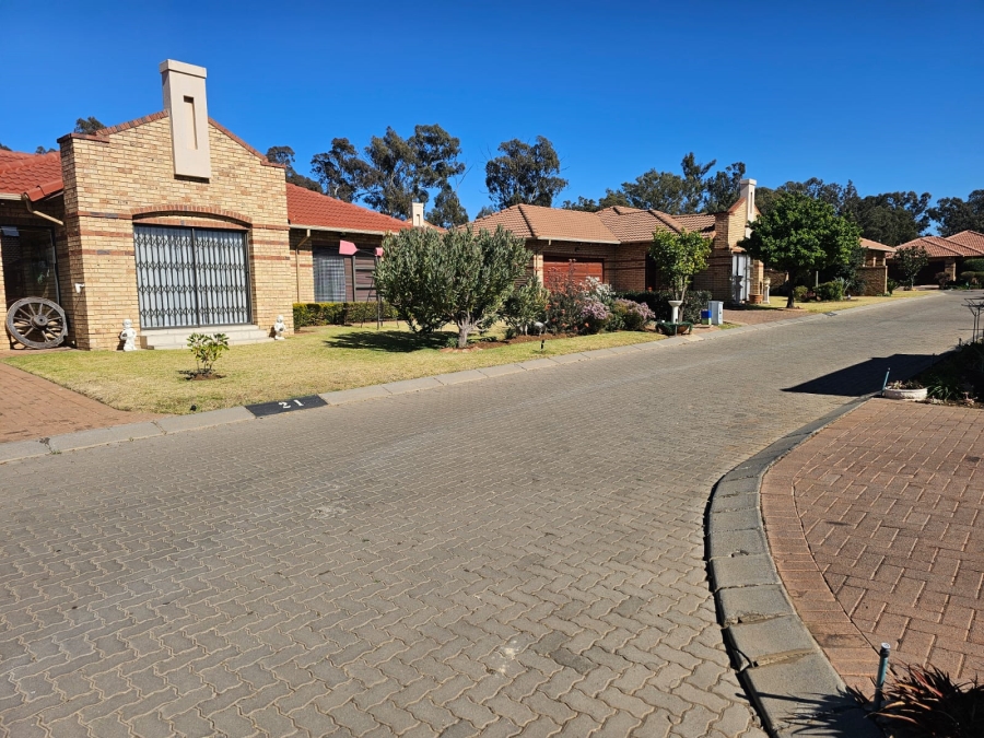 3 Bedroom Property for Sale in New Market Gauteng