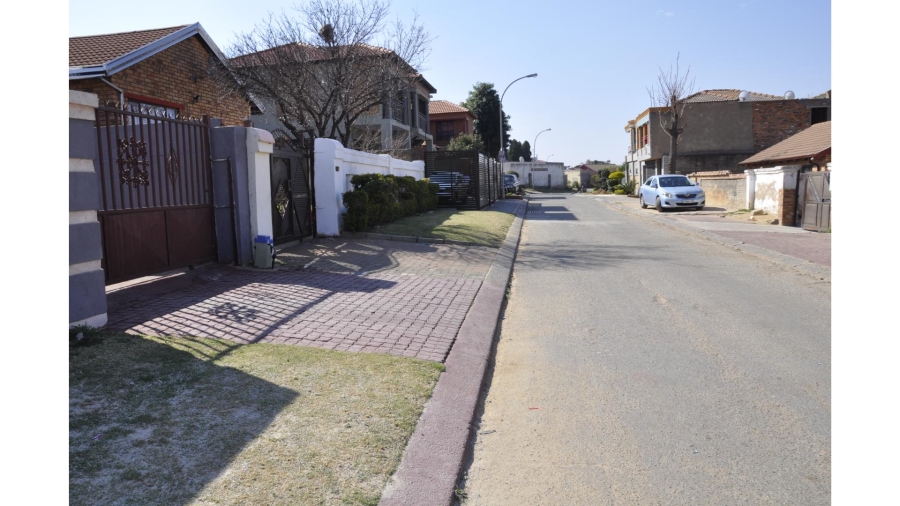 3 Bedroom Property for Sale in Rabie Ridge Gauteng