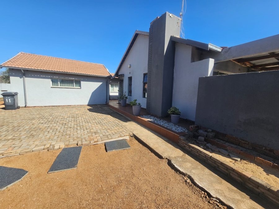 3 Bedroom Property for Sale in Mayberry Park Gauteng
