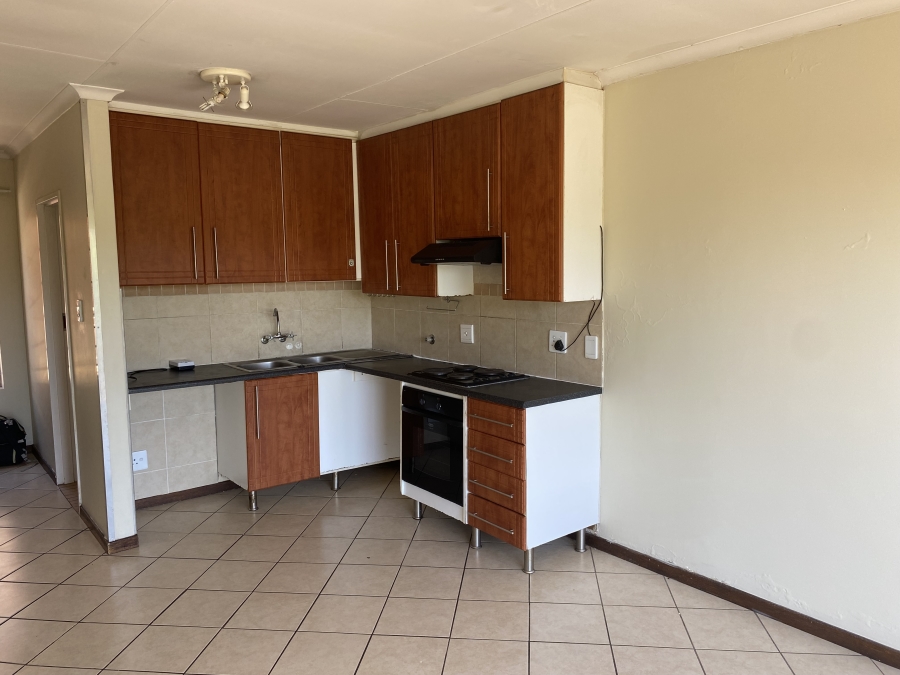 To Let 2 Bedroom Property for Rent in Equestria Gauteng