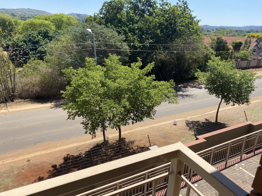 To Let 2 Bedroom Property for Rent in Equestria Gauteng