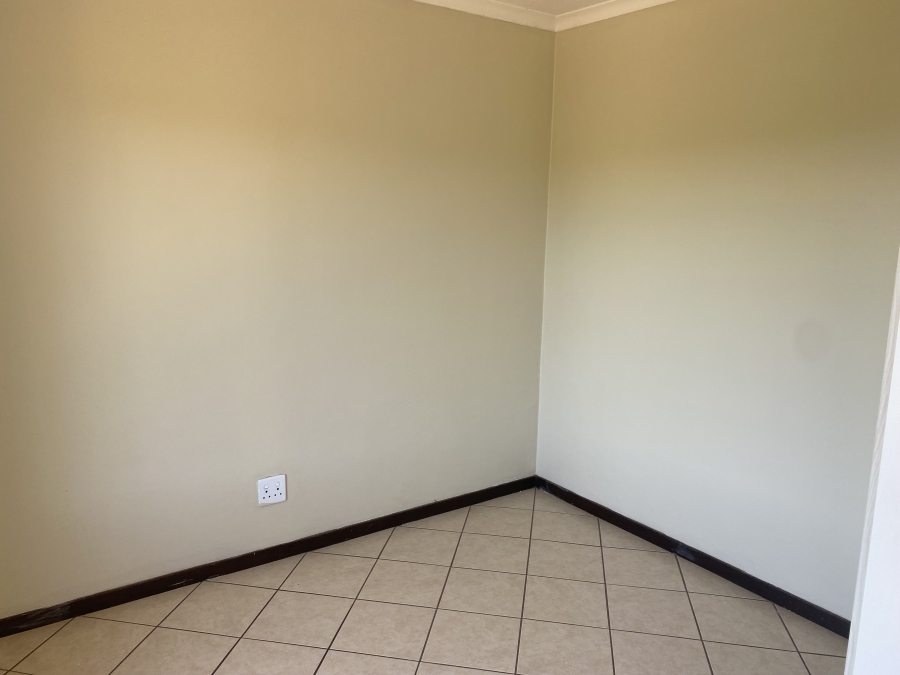 To Let 2 Bedroom Property for Rent in Equestria Gauteng