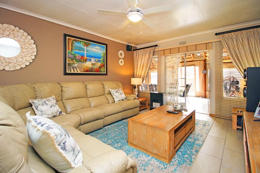 3 Bedroom Property for Sale in Isandovale Gauteng