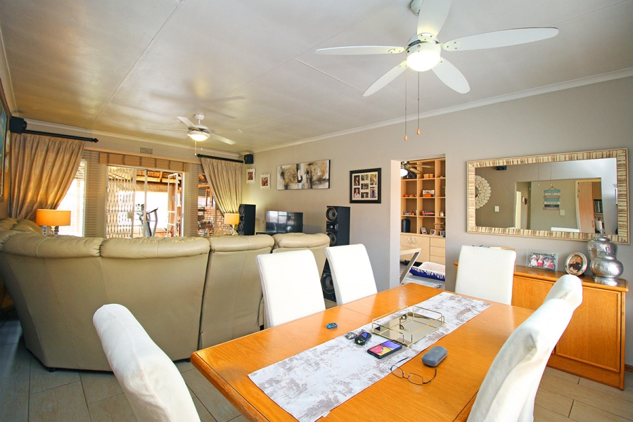 3 Bedroom Property for Sale in Isandovale Gauteng