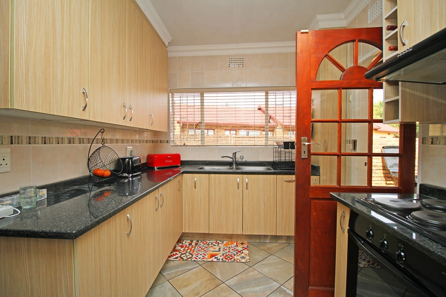 3 Bedroom Property for Sale in Isandovale Gauteng