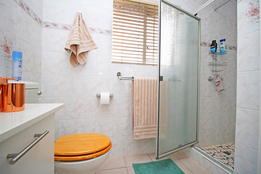 3 Bedroom Property for Sale in Isandovale Gauteng