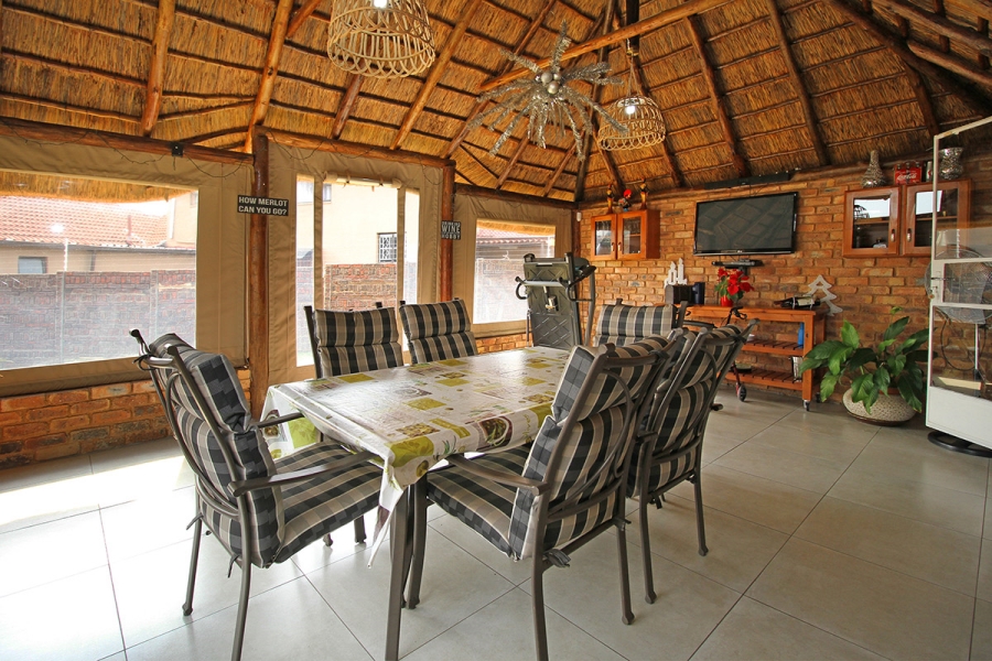 3 Bedroom Property for Sale in Isandovale Gauteng