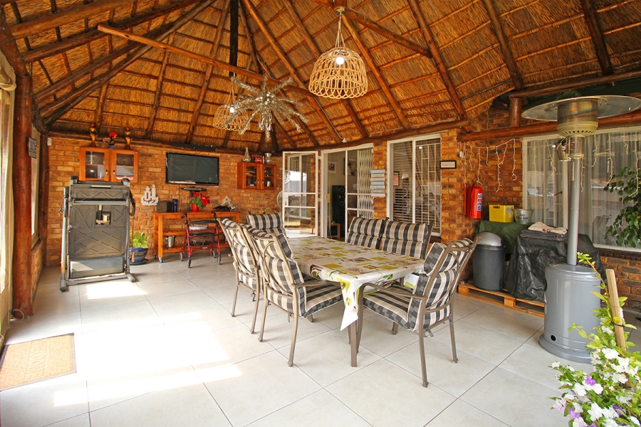 3 Bedroom Property for Sale in Isandovale Gauteng