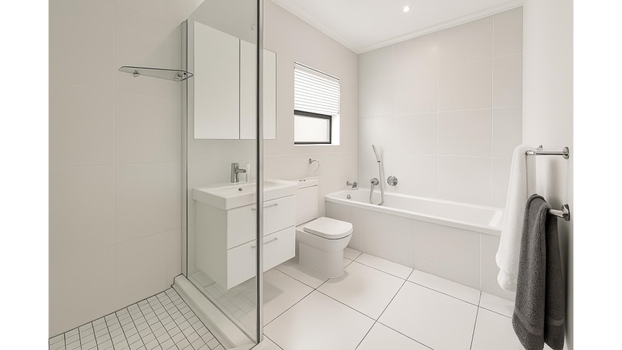 1 Bedroom Property for Sale in Lonehill Gauteng