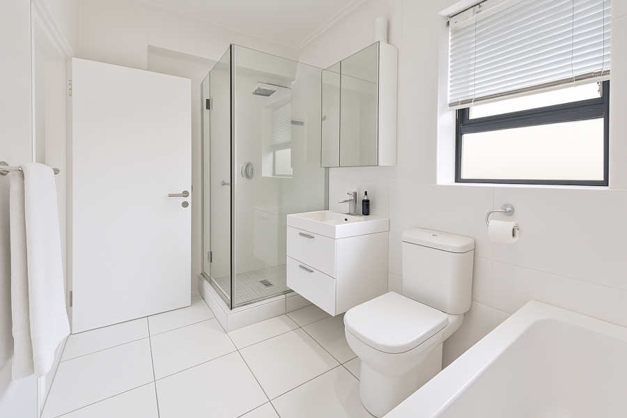 1 Bedroom Property for Sale in Lonehill Gauteng