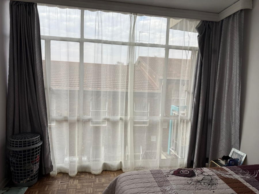 2 Bedroom Property for Sale in Florida Gauteng