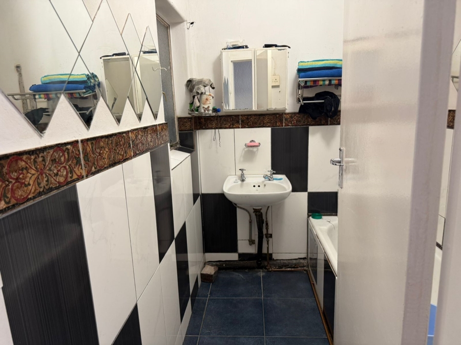 2 Bedroom Property for Sale in Florida Gauteng