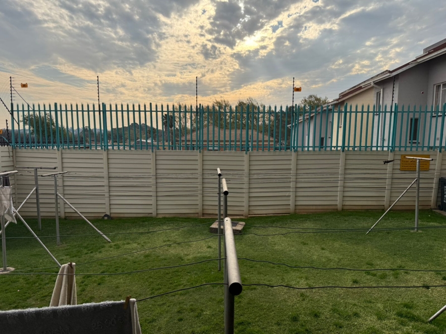 2 Bedroom Property for Sale in Florida Gauteng
