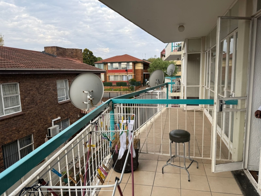 2 Bedroom Property for Sale in Florida Gauteng
