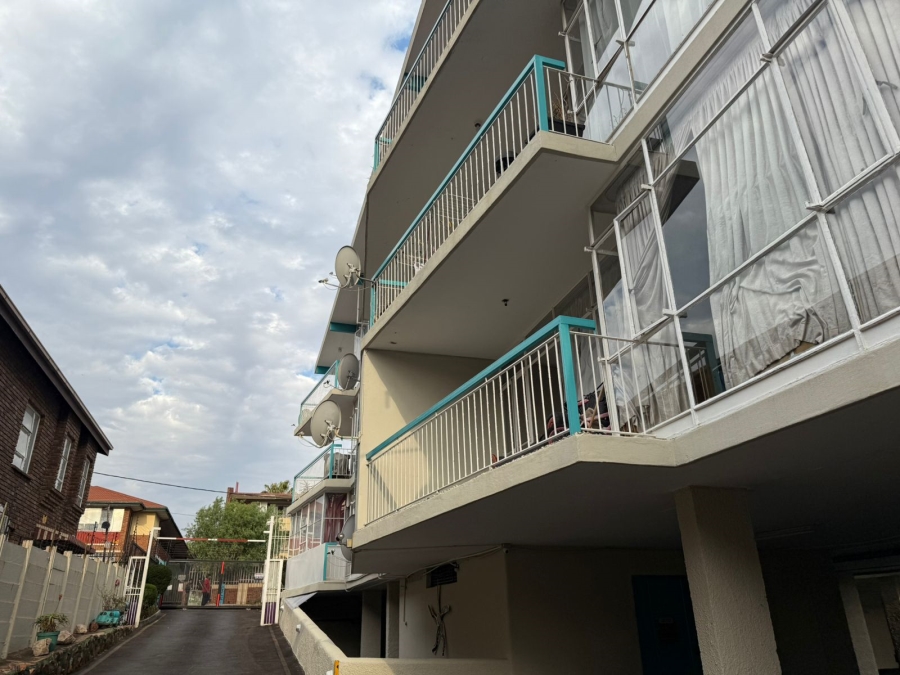 2 Bedroom Property for Sale in Florida Gauteng