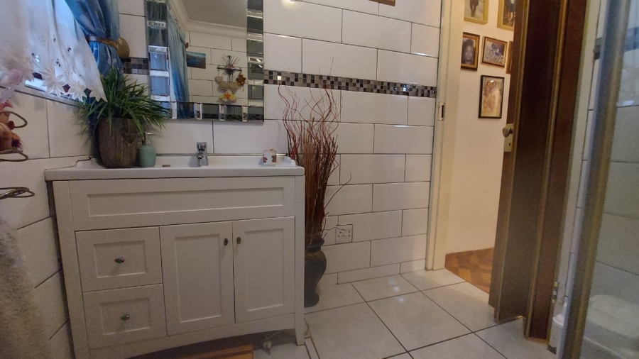 3 Bedroom Property for Sale in Daveyton Gauteng