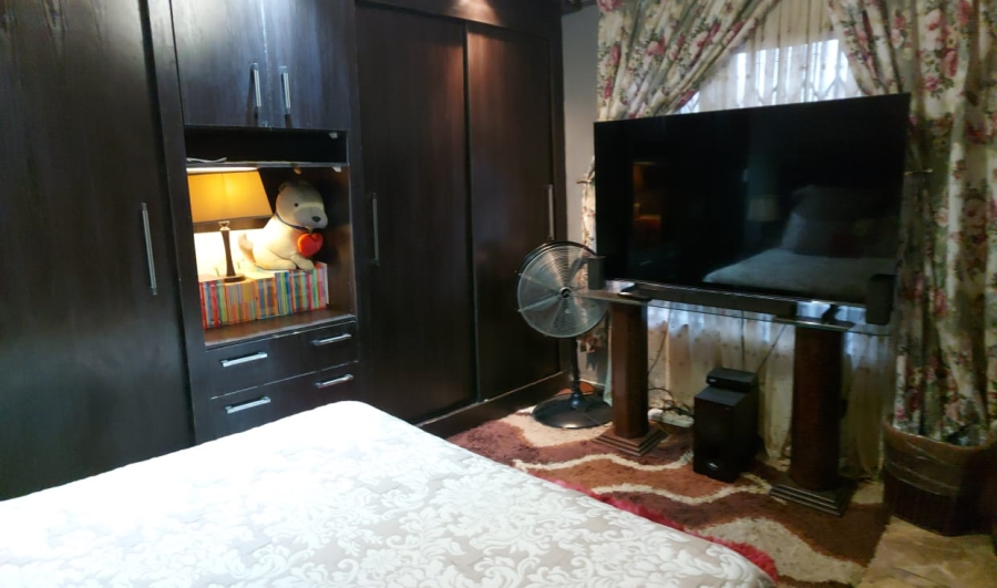 3 Bedroom Property for Sale in Daveyton Gauteng