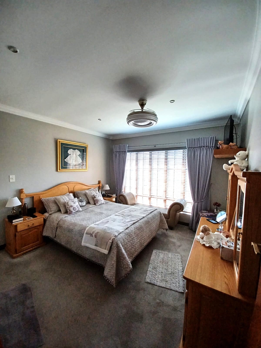 2 Bedroom Property for Sale in Heidelberg Gauteng
