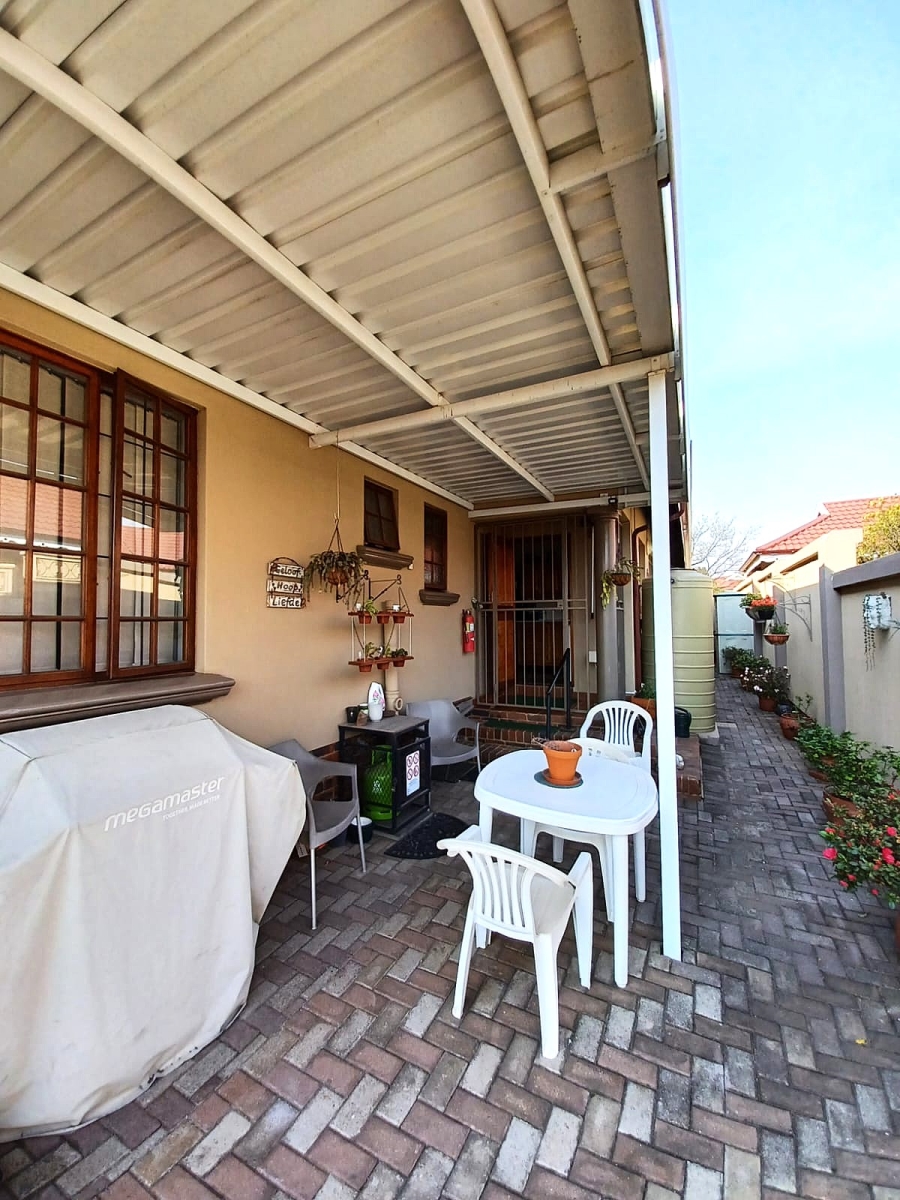 2 Bedroom Property for Sale in Heidelberg Gauteng