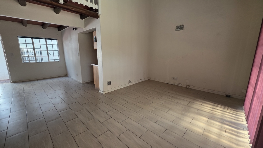 3 Bedroom Property for Sale in Garsfontein Gauteng