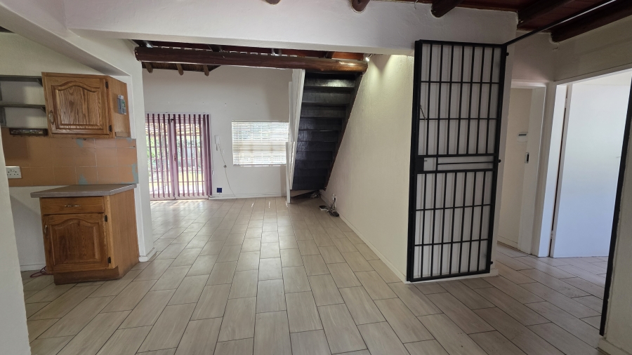 3 Bedroom Property for Sale in Garsfontein Gauteng