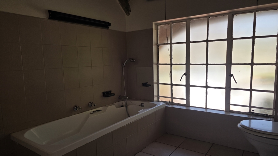 3 Bedroom Property for Sale in Garsfontein Gauteng