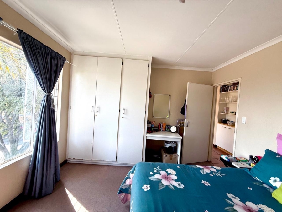 2 Bedroom Property for Sale in Radiokop Gauteng