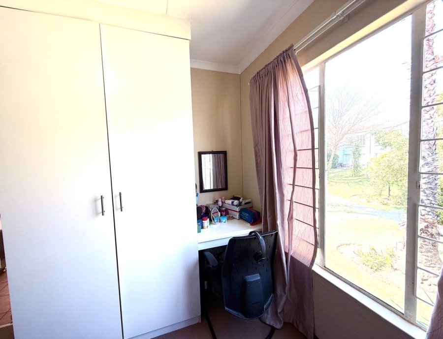 2 Bedroom Property for Sale in Radiokop Gauteng