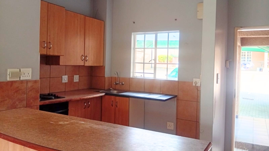 To Let 2 Bedroom Property for Rent in Ferndale Gauteng