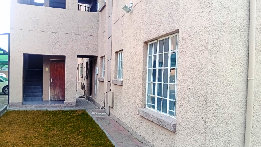 To Let 2 Bedroom Property for Rent in Ferndale Gauteng