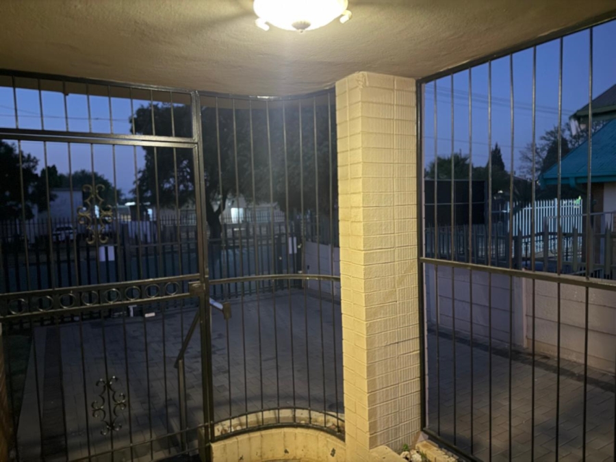 To Let 3 Bedroom Property for Rent in Randgate Gauteng