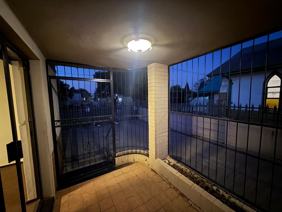 To Let 3 Bedroom Property for Rent in Randgate Gauteng