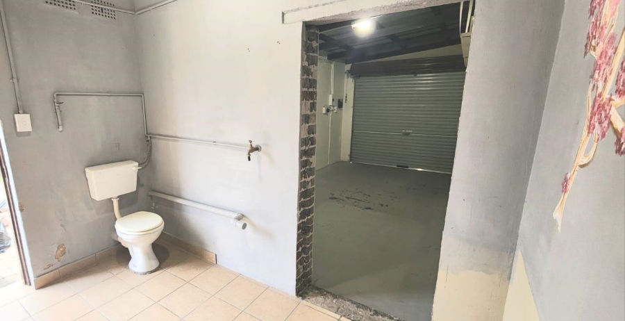To Let 3 Bedroom Property for Rent in Randgate Gauteng