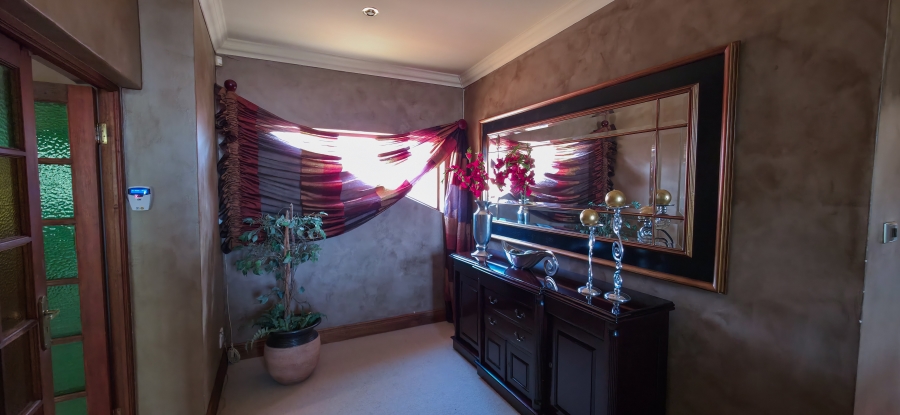4 Bedroom Property for Sale in Moreleta Park Gauteng