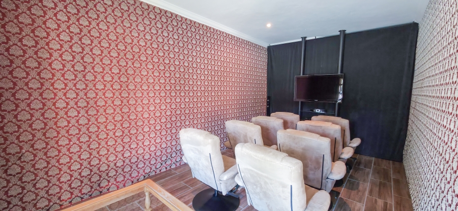 4 Bedroom Property for Sale in Moreleta Park Gauteng