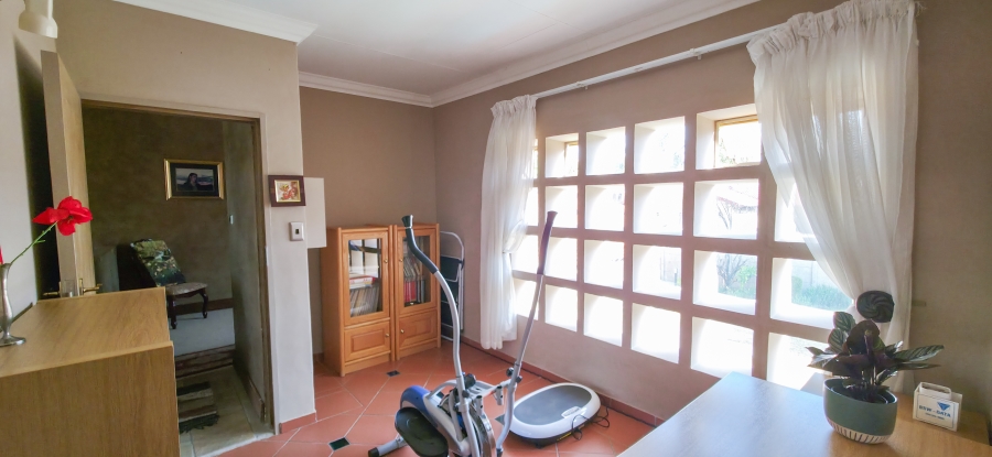 4 Bedroom Property for Sale in Moreleta Park Gauteng