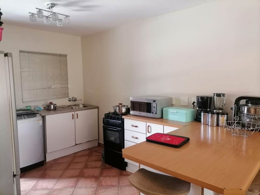 2 Bedroom Property for Sale in Greenhills Gauteng