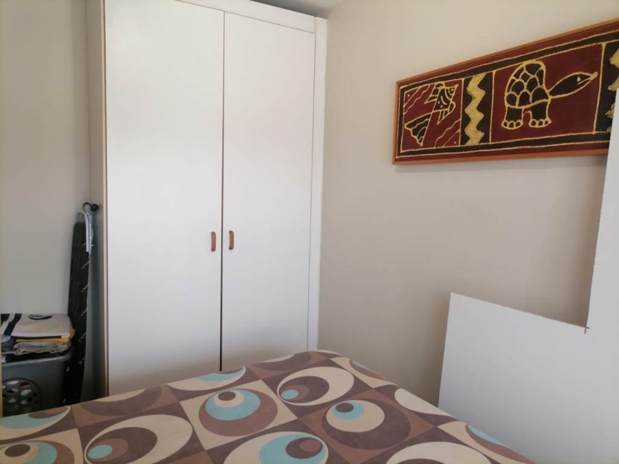 2 Bedroom Property for Sale in Greenhills Gauteng