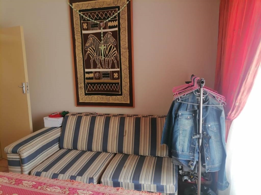 2 Bedroom Property for Sale in Greenhills Gauteng