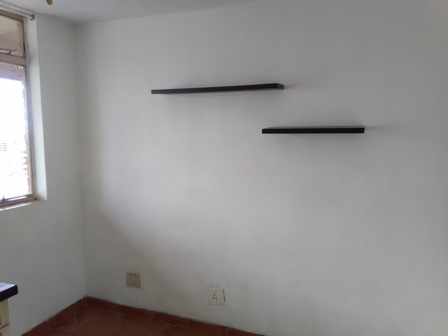 1 Bedroom Property for Sale in Hatfield Gauteng