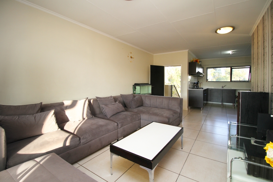 2 Bedroom Property for Sale in Kyalami Hills Gauteng