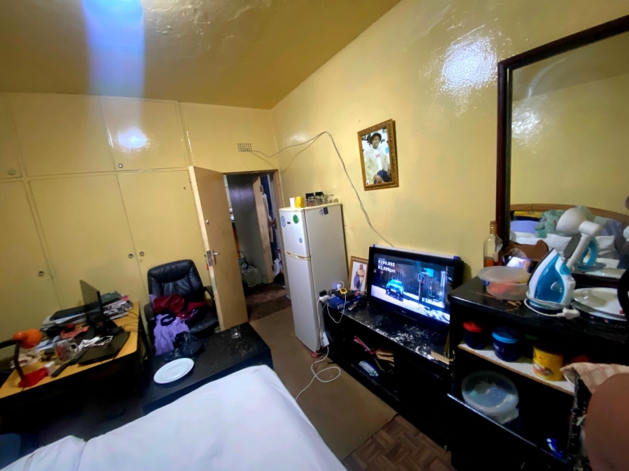 2 Bedroom Property for Sale in Berea Gauteng