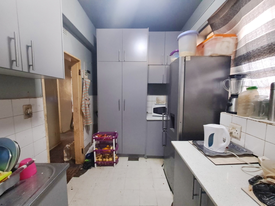 2 Bedroom Property for Sale in Berea Gauteng