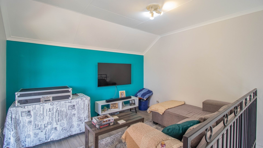 2 Bedroom Property for Sale in Epsom Downs Gauteng