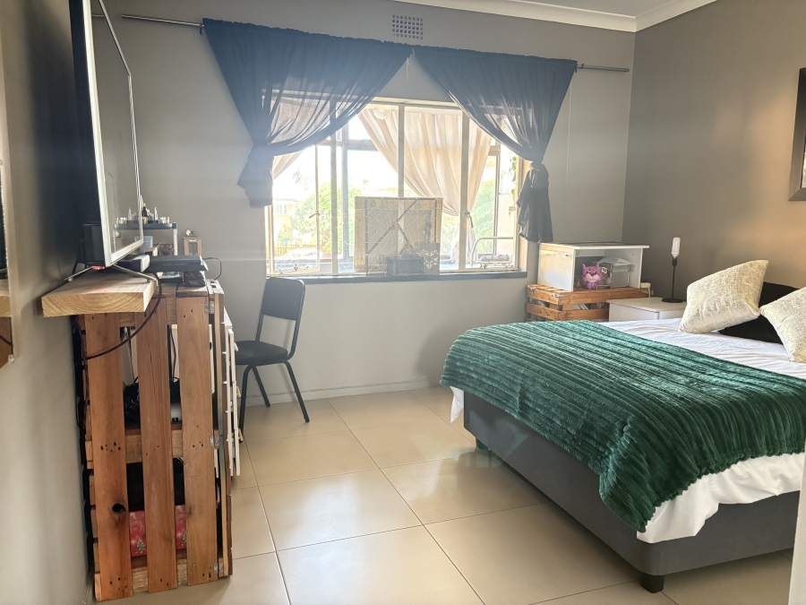 2 Bedroom Property for Sale in Florida Gauteng
