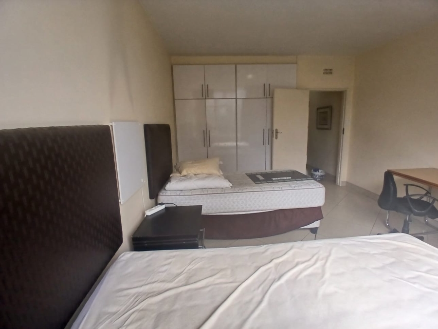 To Let 1 Bedroom Property for Rent in Parktown Gauteng