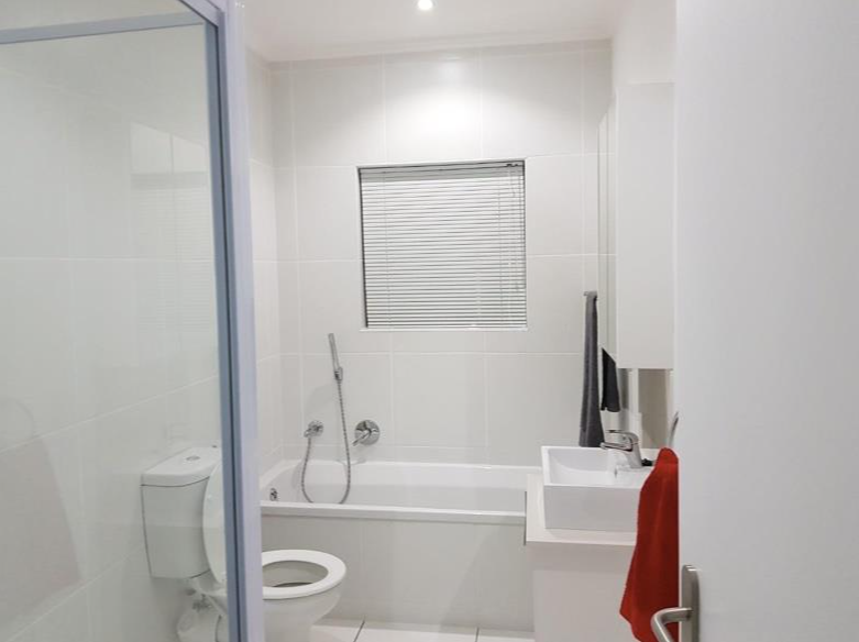 To Let 3 Bedroom Property for Rent in Lonehill Gauteng