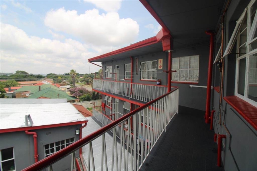To Let 2 Bedroom Property for Rent in Sunnyridge Gauteng