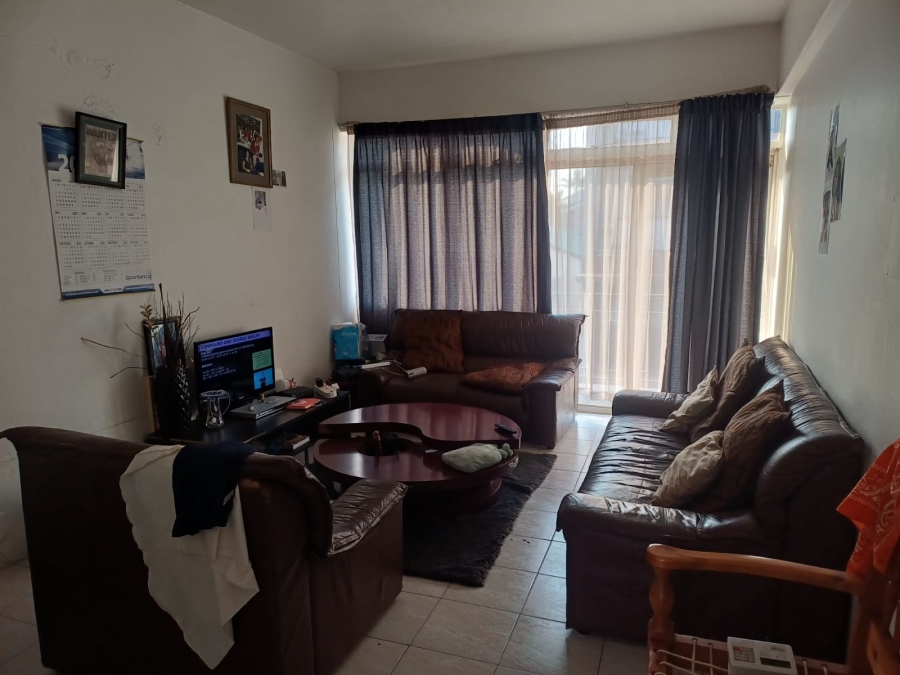 To Let 2 Bedroom Property for Rent in Sunnyridge Gauteng