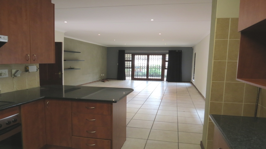 To Let 4 Bedroom Property for Rent in Sunninghill Gauteng